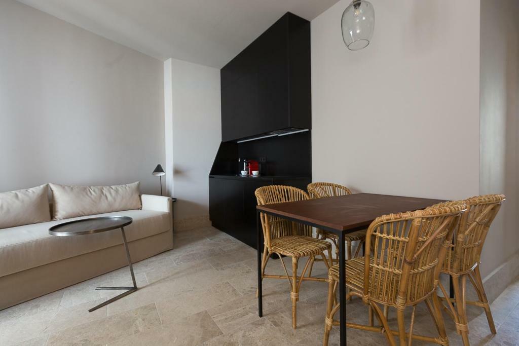Chacon Apartments & Suites Estepona Esterno foto