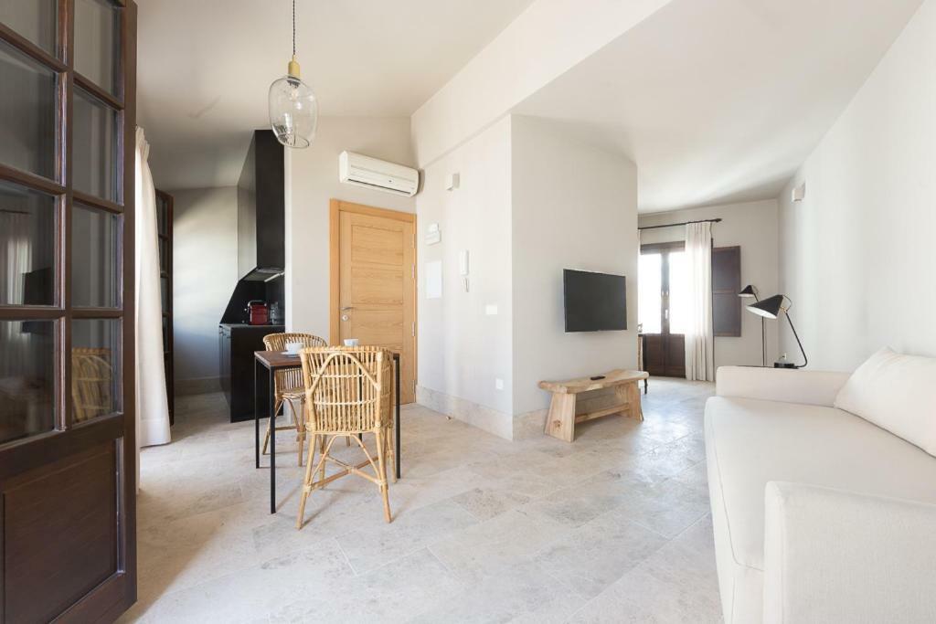 Chacon Apartments & Suites Estepona Esterno foto
